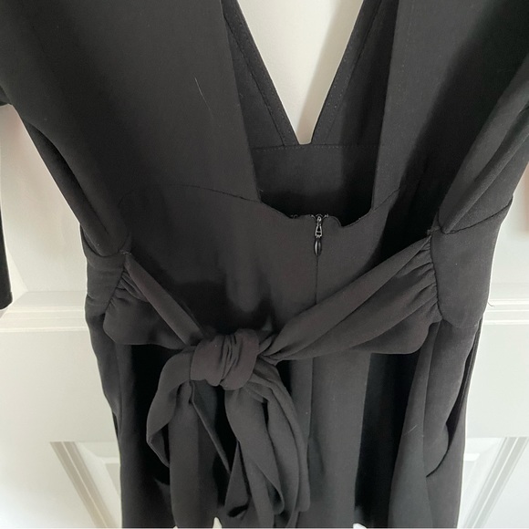 Deep V Black Romper - Picture 4 of 6